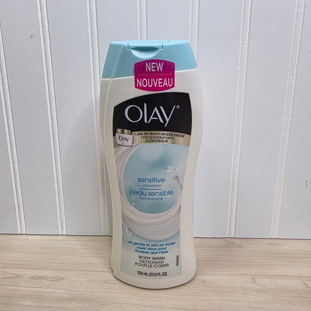 Olay Sensitive Unscented Body Wash with Moisturizer 700mL 23.6 fl oz New
